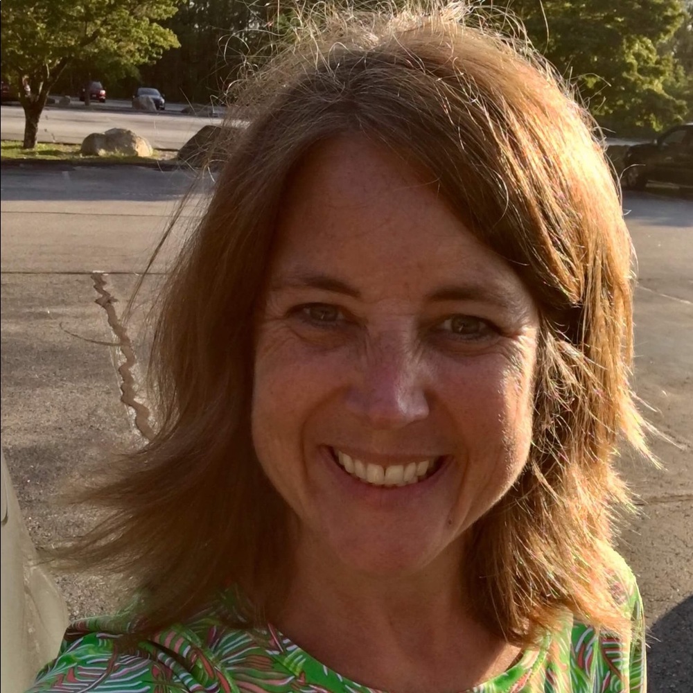 Meet your Posher, Stephanie